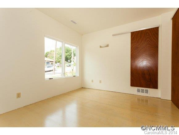 98 Ora St - Photo 15