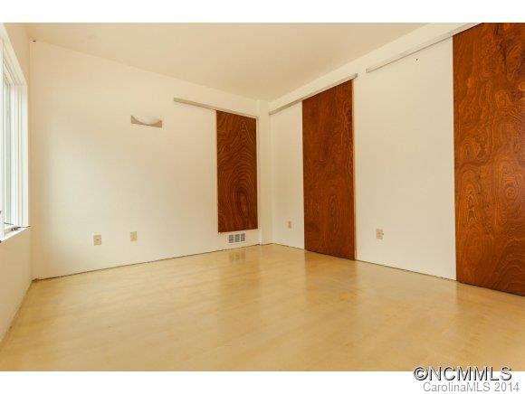 98 Ora St - Photo 17