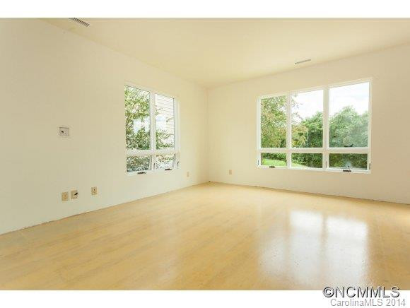 98 Ora St - Photo 5
