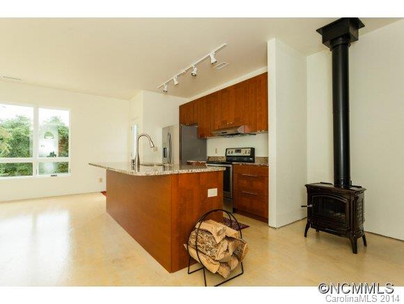 98 Ora St - Photo 6