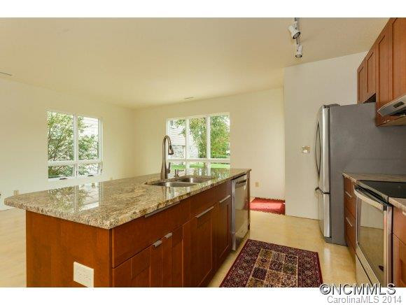 98 Ora St - Photo 9