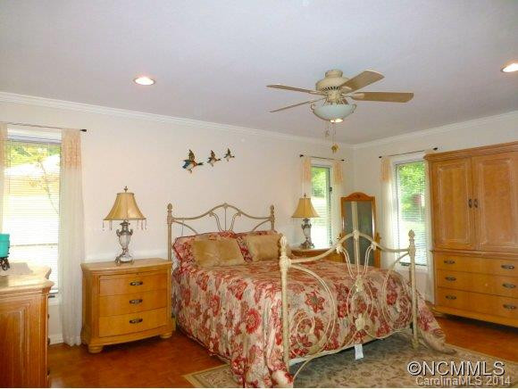120 Yardley Court - Photo 12