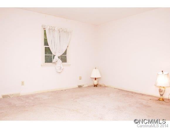 331 Chickadee Ln - Photo 8