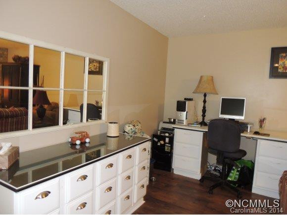 35 Apple Creek Lane - Photo 18