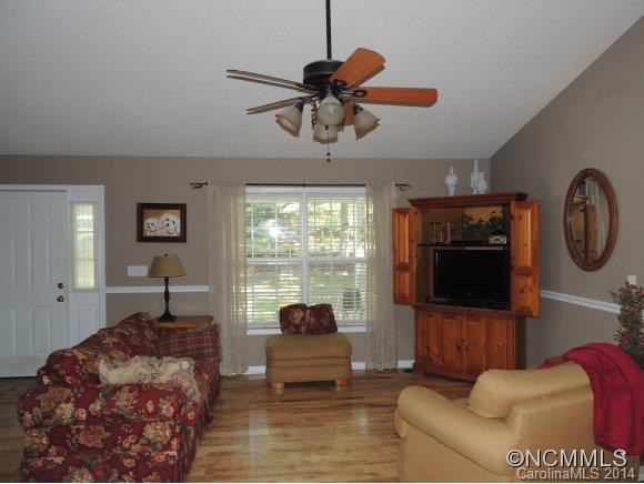 35 Apple Creek Lane - Photo 4