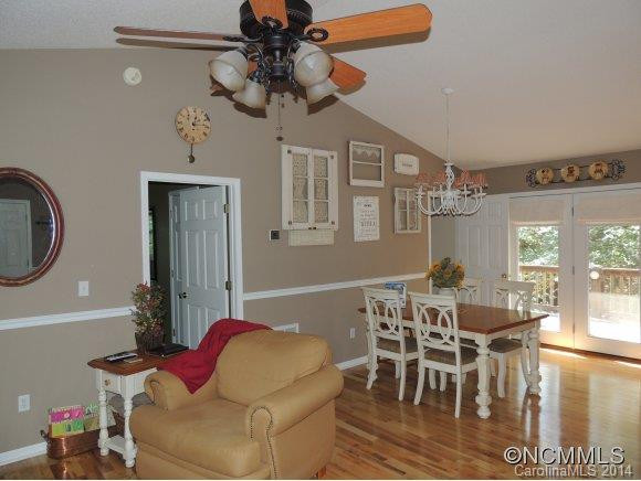 35 Apple Creek Lane - Photo 5