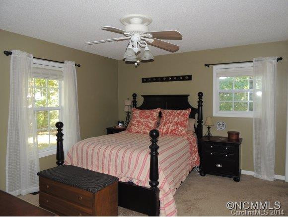 35 Apple Creek Lane - Photo 9