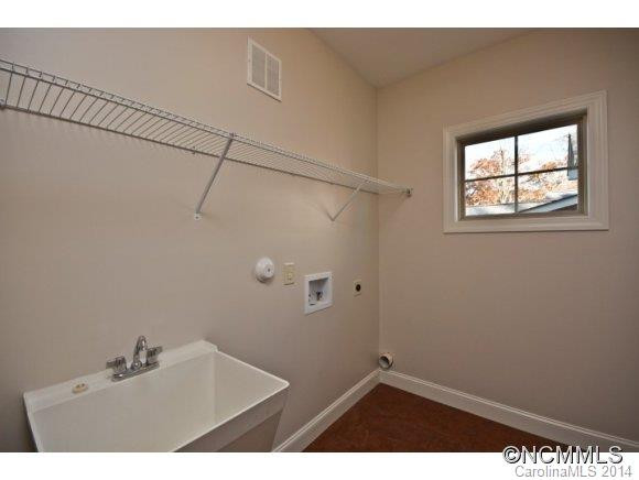8 West Summit Avenue - Photo 15