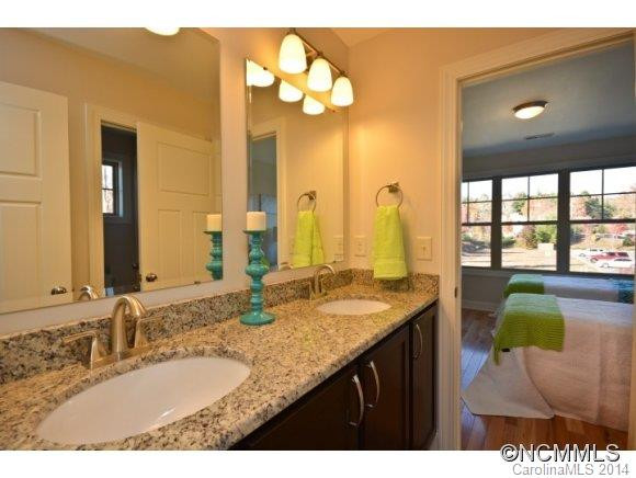 8 West Summit Avenue - Photo 18
