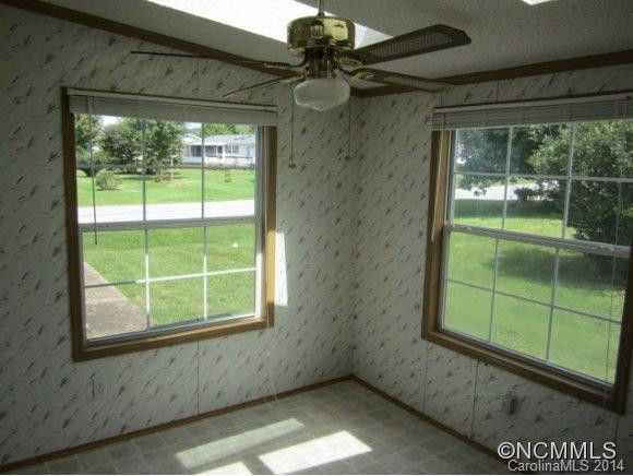 236 Riverwind Dr - Photo 10