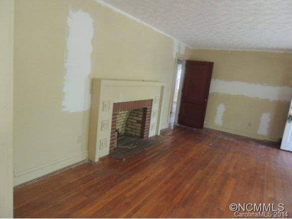 286 Elizabeth Avenue - Photo 3