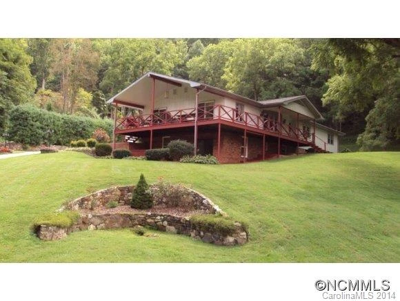 90 Airy Lane
