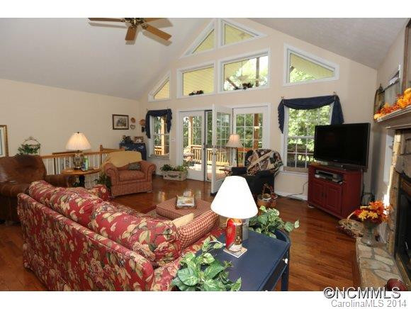 759 Evergreen Farm Circle - Photo 4