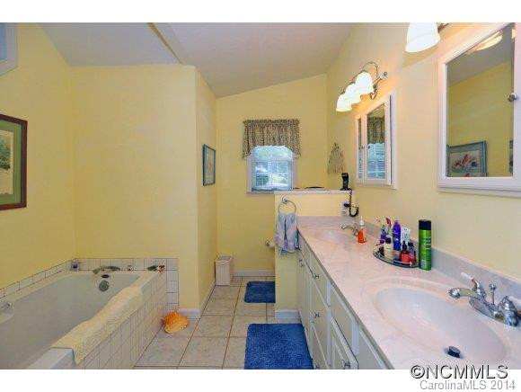 759 Evergreen Farm Circle - Photo 10