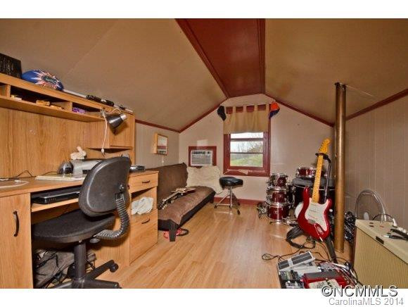 11 Bay Horse - Photo 10