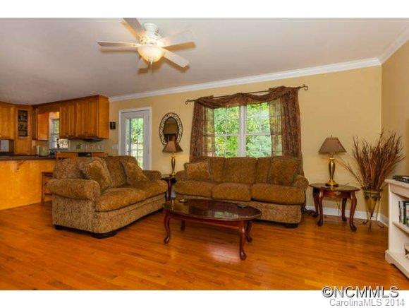 18 Conger Drive - Photo 2