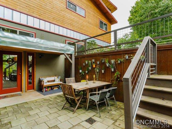 71 Joyner Avenue - Photo 3