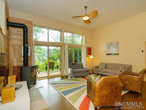 71 Joyner Avenue - Photo 4