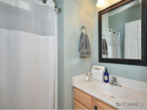 33 MANDERLEY WAY - Photo 8