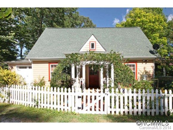 14 Hillside Street - Photo 2