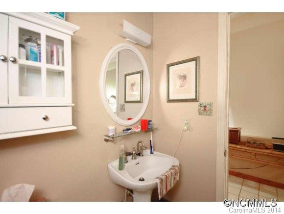 14 Hillside Street - Photo 16