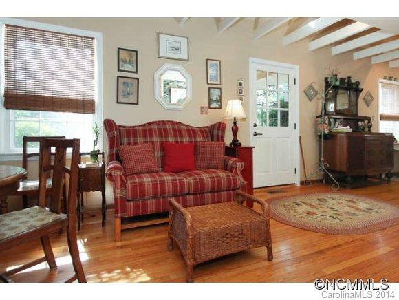 14 Hillside Street - Photo 6