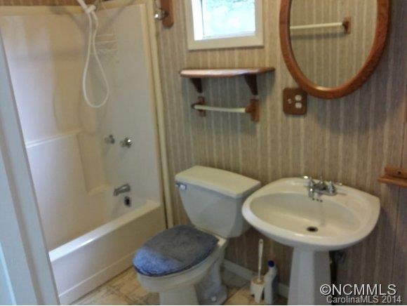124 Neyland Place - Photo 14