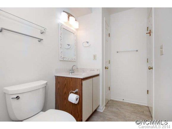 110 Heywood Road - Photo 13