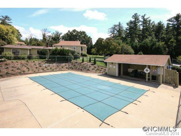 110 Heywood Road - Photo 19