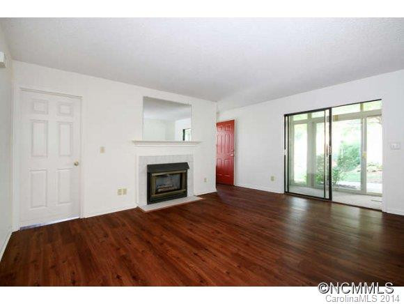 110 Heywood Road - Photo 4