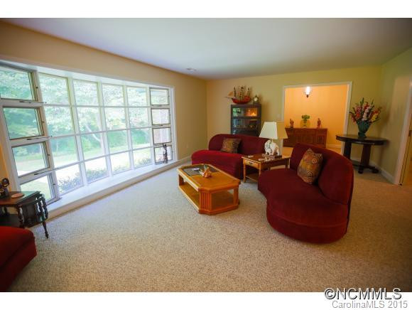 82 Hillside Road - Photo 2
