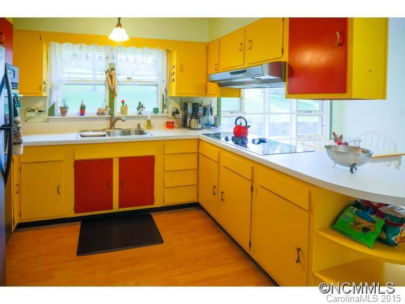 82 Hillside Road - Photo 6