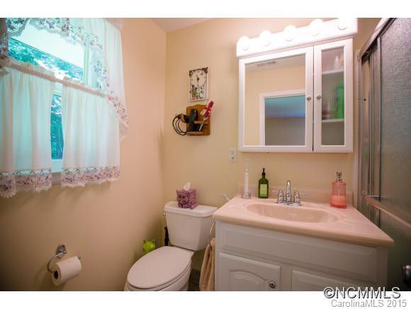 82 Hillside Road - Photo 9