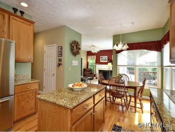 31 WESTON HEIGHTS DRIVE - Photo 14