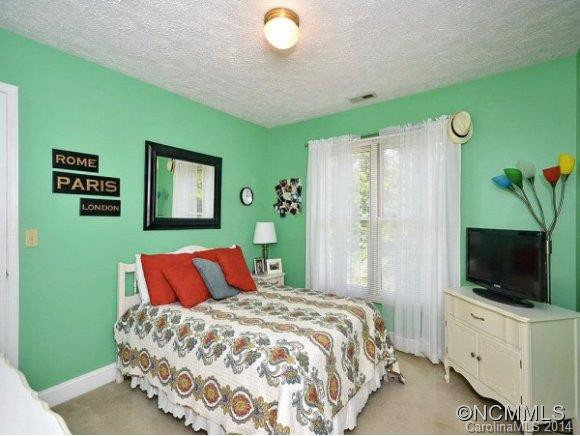 31 WESTON HEIGHTS DRIVE - Photo 18