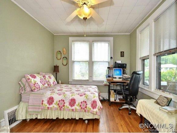 4 MITCHELL AVE - Photo 6
