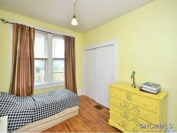 4 MITCHELL AVE - Photo 7