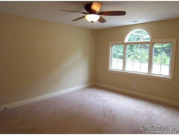 210 Holly Haven Court - Photo 11