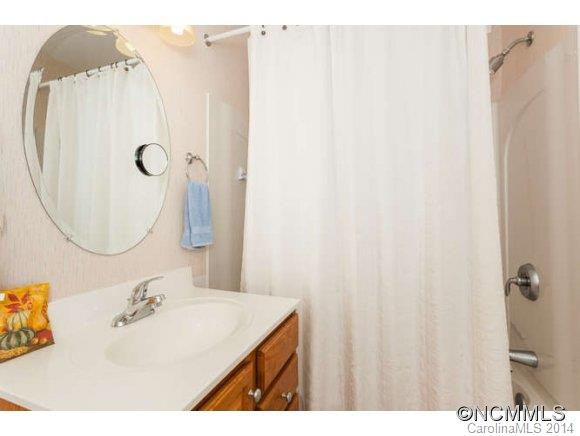 86 Rotunda Circle - Photo 16