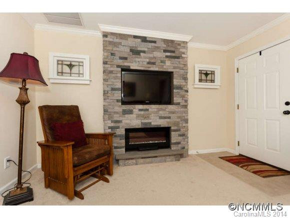 86 Rotunda Circle - Photo 9