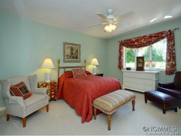 303 WILD OAK LANE - Photo 13