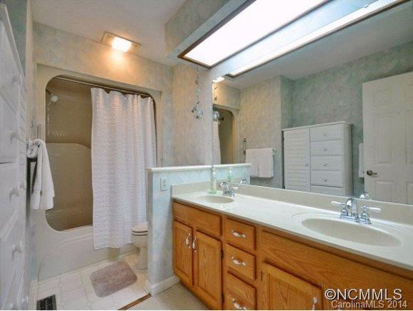 303 WILD OAK LANE - Photo 14
