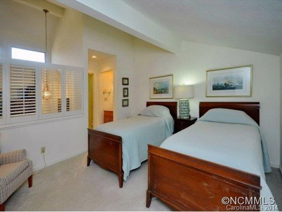 303 WILD OAK LANE - Photo 18