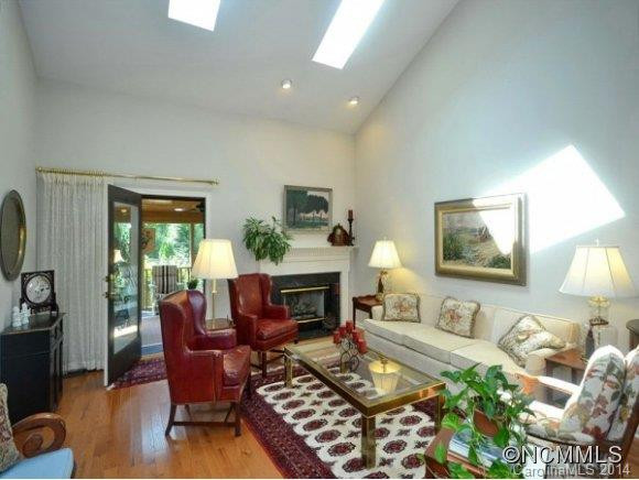303 WILD OAK LANE - Photo 5