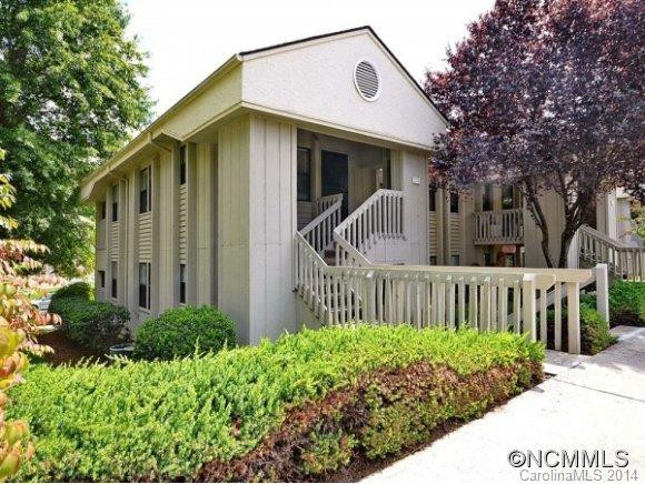 601 ABBEY CIRCLE