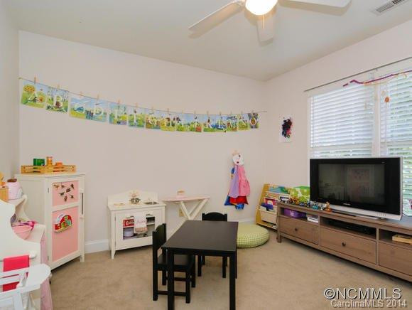 16 Chartwell Lane - Photo 16