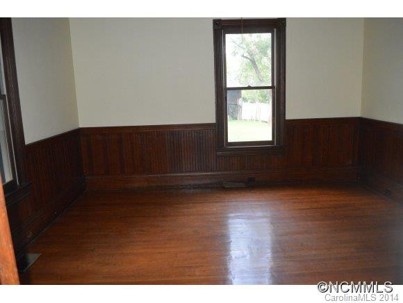 60 Love Lane - Photo 3