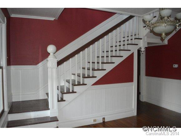 60 Love Lane - Photo 6