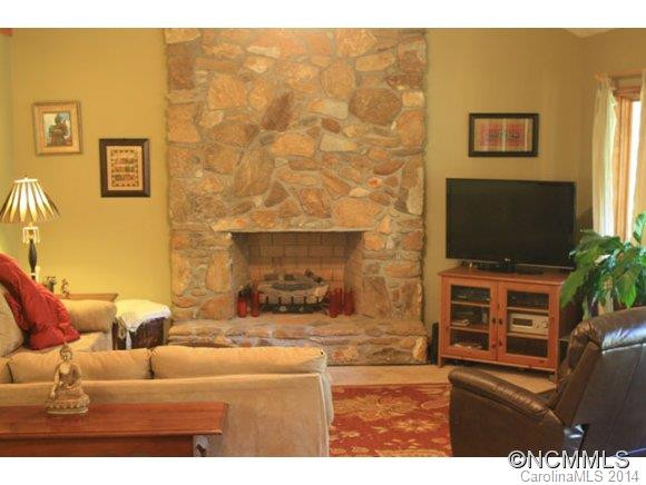 33 Renaissance Place - Photo 2