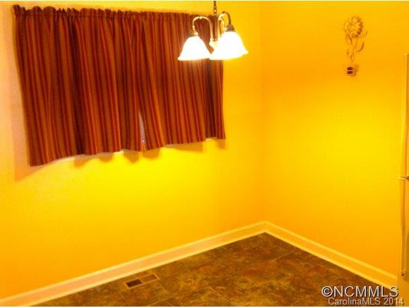 399 Sherwood Forest Drive - Photo 4